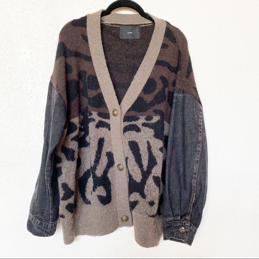 Latte Animal Print Denim Arm Cardigan Size Large